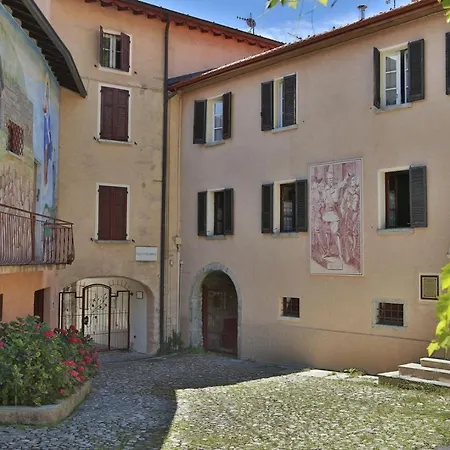 Contempora - Cà Brenta - Attic San Fedele Intelvi